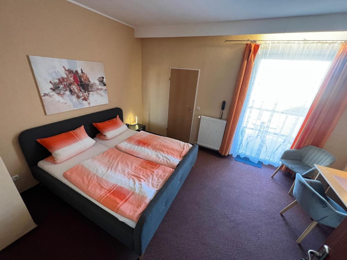 Hotelpension Am Thermalbad Bad Nenndorf Eksteriør bilde